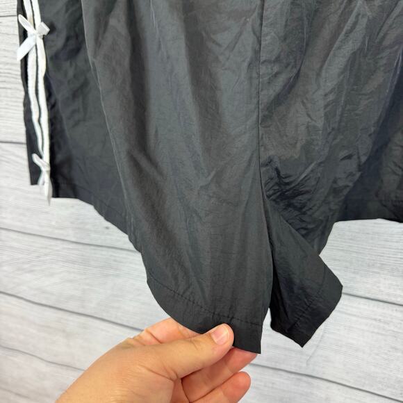 Shein Curve Plus Size Black White Stripe Bow Side Pull On Shorts Size 6XL - Picture 3 of 5